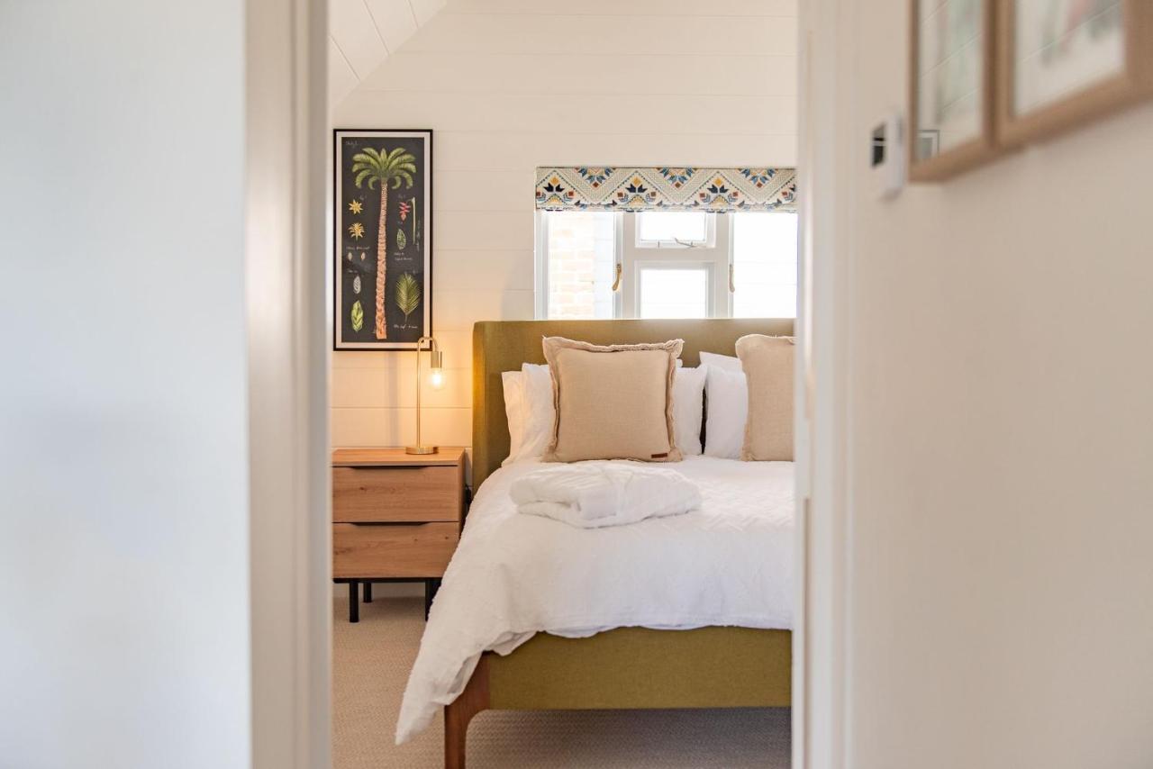 Wheelwrights Cottage By Bloom Stays Staple Cross 외부 사진