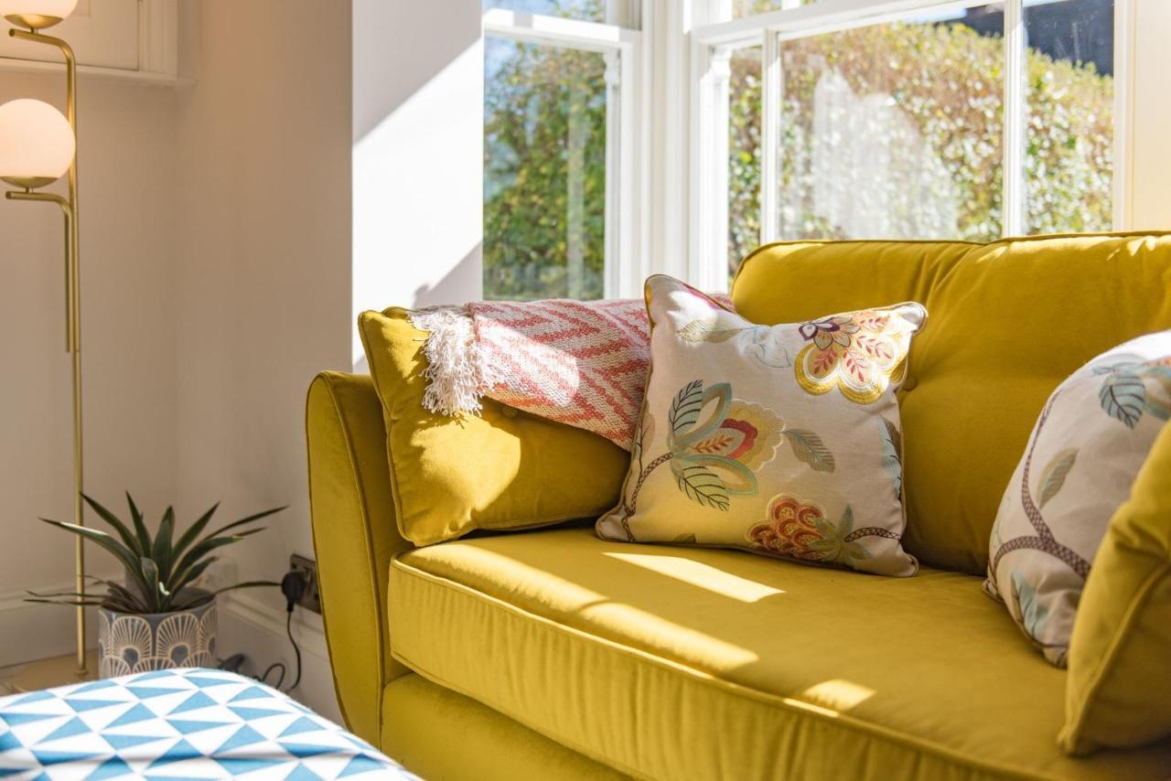 Wheelwrights Cottage By Bloom Stays Staple Cross 외부 사진