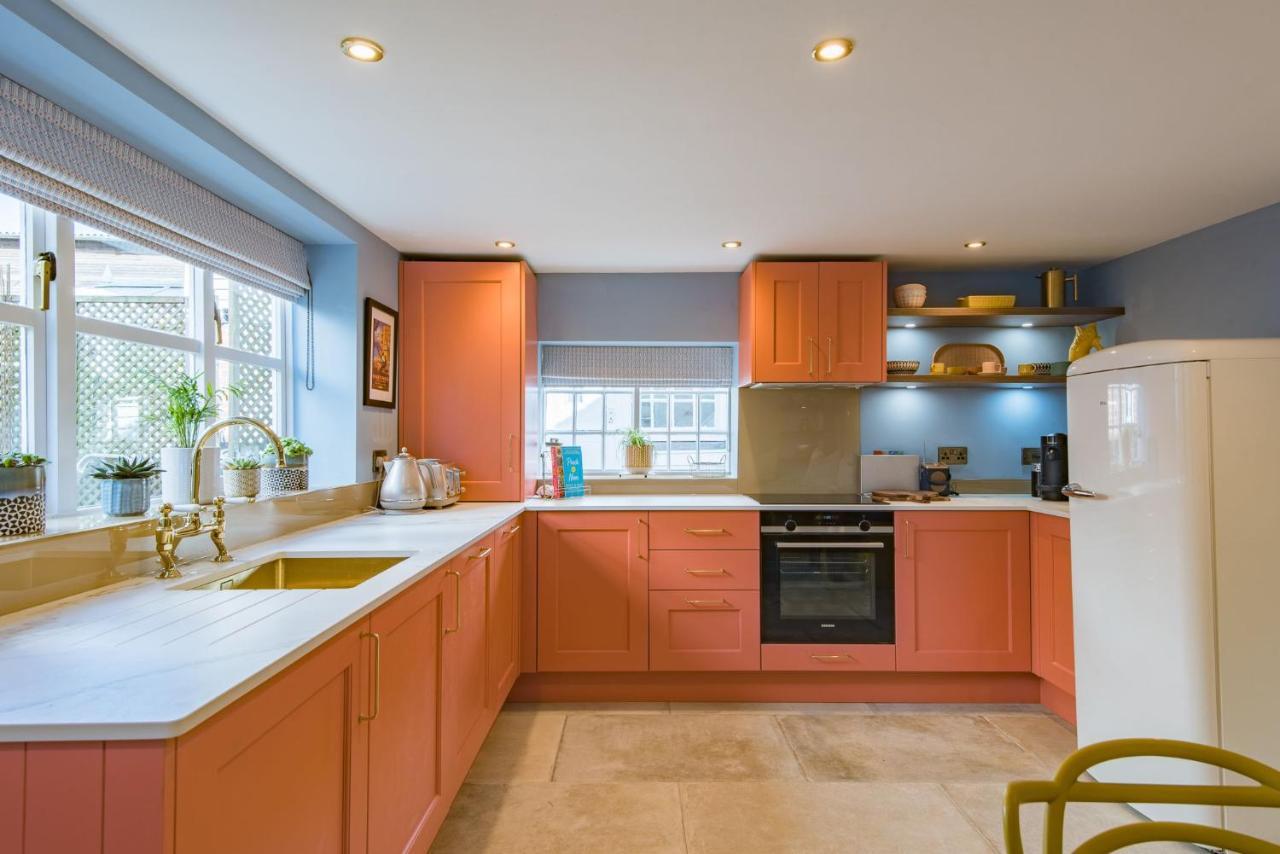Wheelwrights Cottage By Bloom Stays Staple Cross 외부 사진