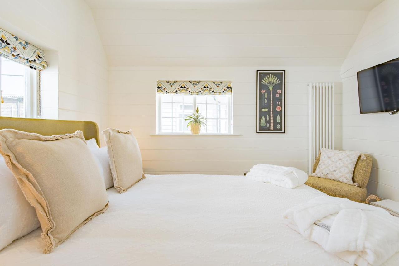 Wheelwrights Cottage By Bloom Stays Staple Cross 외부 사진